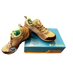 NWT Columbia Access Point II 2 waterproof hiking/outdoor shoes sz10 teal/gray
